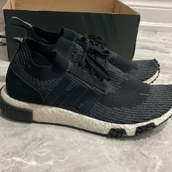 Mens Adidas NMD Racer PK Primeknit Black White Grey - Picture 2 of 5
